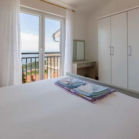 Apartman One-bedroom Near Sea 9 *
