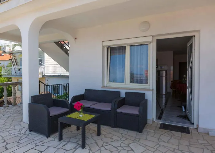 Apartman One-bedroom Near Sea 9 *