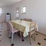 Lägenhet One-bedroom Near Sea 9 *