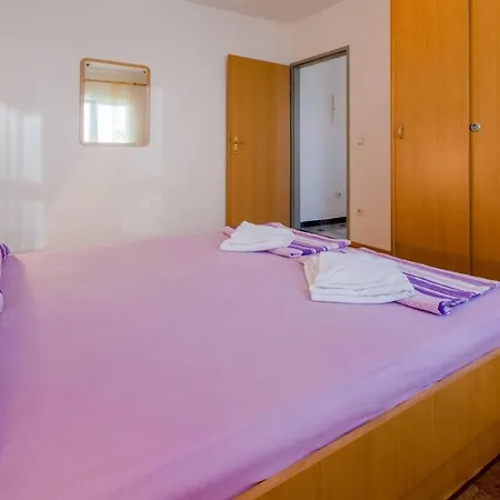 Apartment One-bedroom Crikvenica Near Sea 9 *