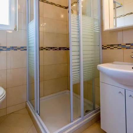 One-bedroom Crikvenica Near Sea 9 *