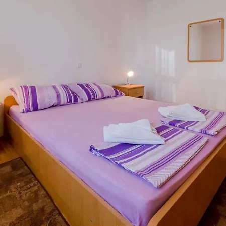 One-bedroom Crikvenica Near Sea 9 Klanfari