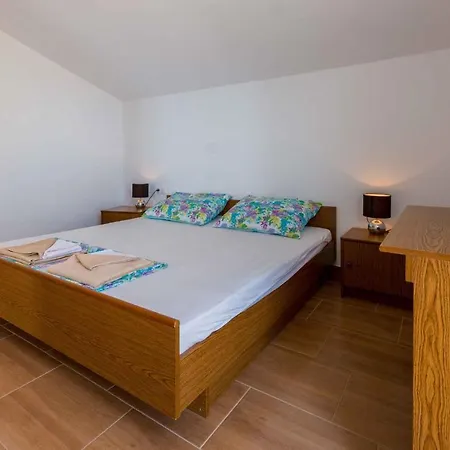 One-bedroom Crikvenica Near Sea 9 * Klanfari