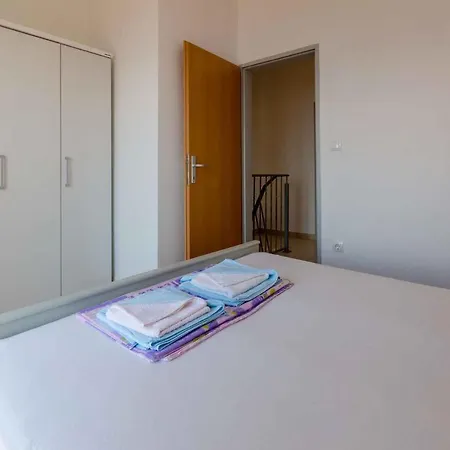 One-bedroom Crikvenica Near Sea 9 Apartment