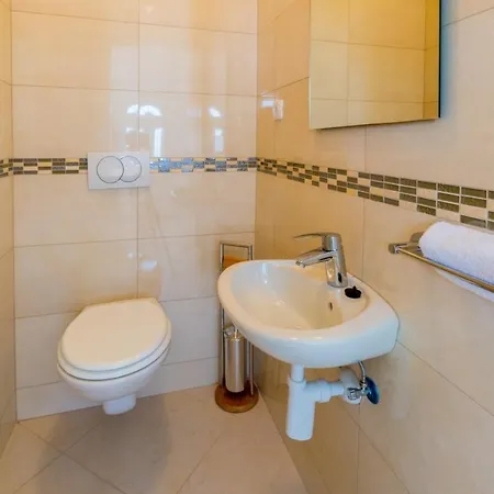 Apartment One-bedroom Crikvenica Near Sea 9 *